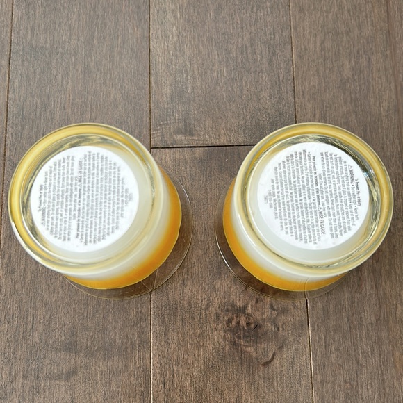 GLADE 2-in-1 Candle Air Freshener, Clean Linen/Sunny Days, 3.4 Ounce, Set of Two - Picture 5 of 8